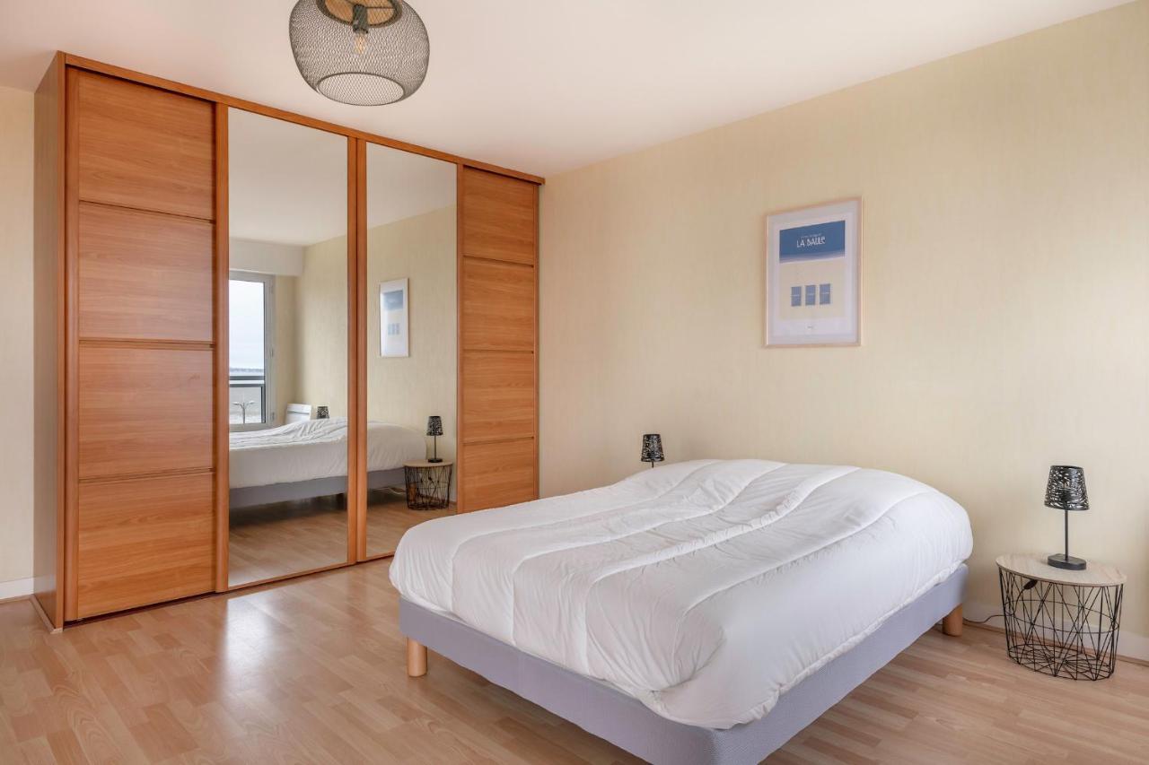 Tres Bel Appartement Avec Vue Sur Mer A 波尔尼谢 外观 照片