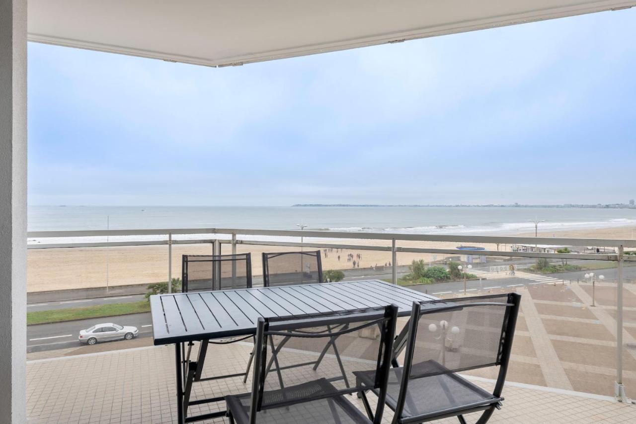 Tres Bel Appartement Avec Vue Sur Mer A 波尔尼谢 外观 照片