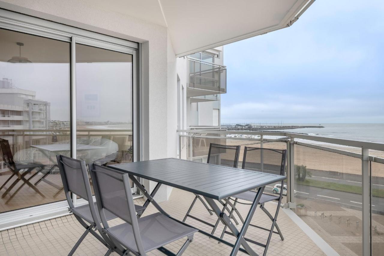 Tres Bel Appartement Avec Vue Sur Mer A 波尔尼谢 外观 照片